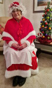 Granny Claus At Cambo